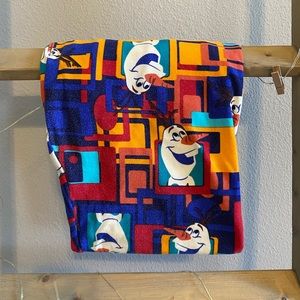 Women’s LuLaRoe Disney Olaf Leggings OS